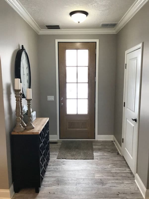 Alexander interior home features