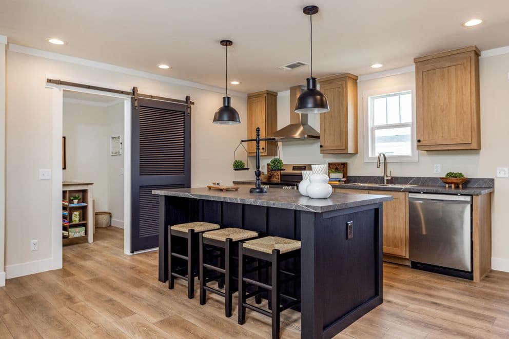 Hey jude kitchen home features