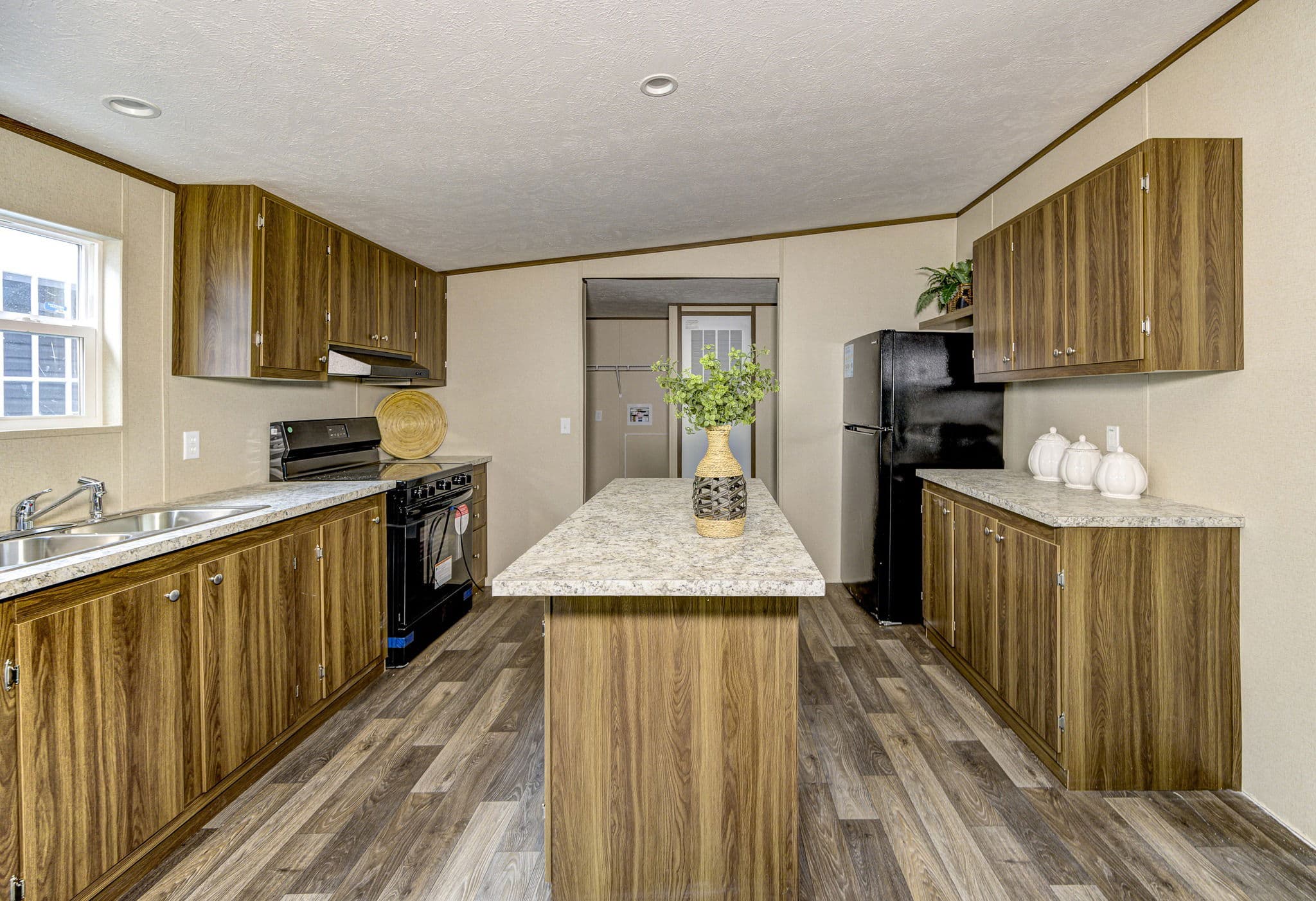 Satisfaction kitchen home features