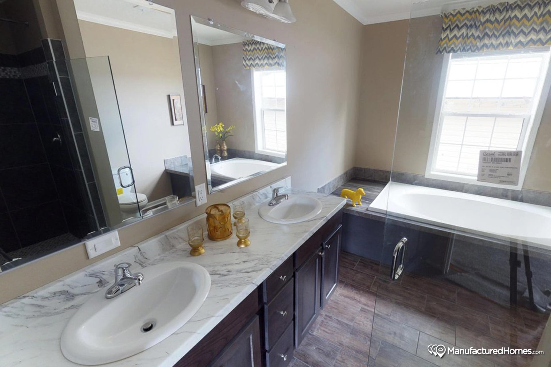 Independence bathroom home features
