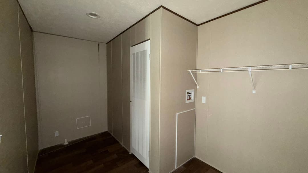 Redwood interior home features