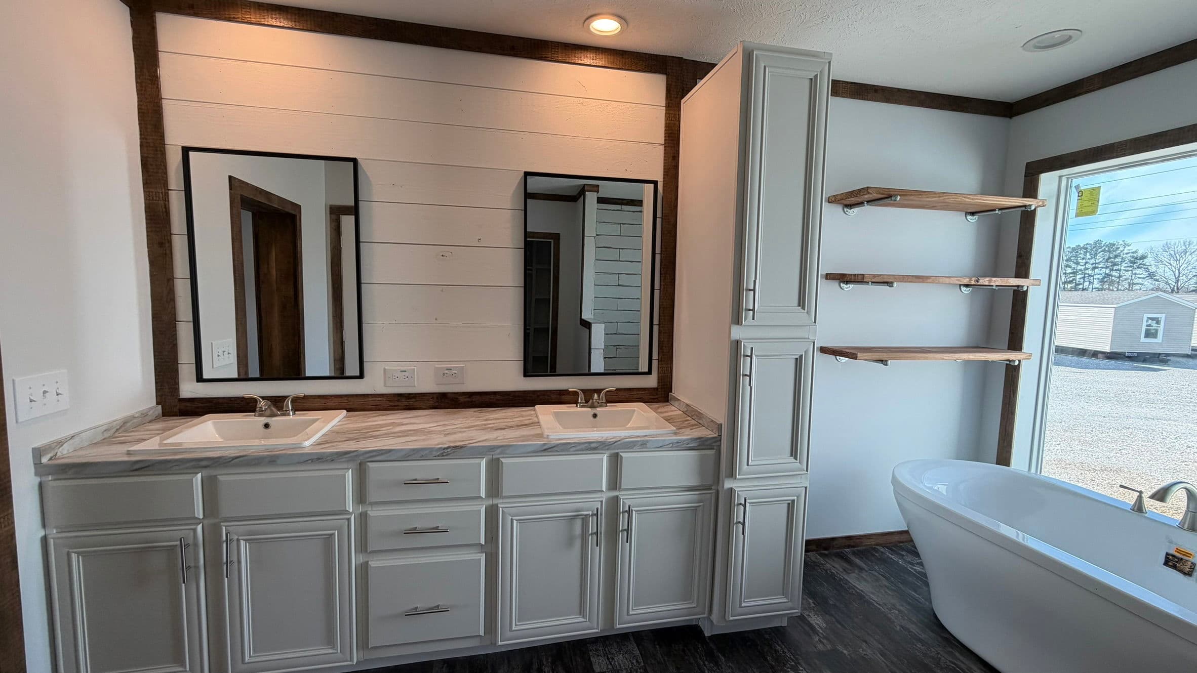 Tyra ii bathroom home features