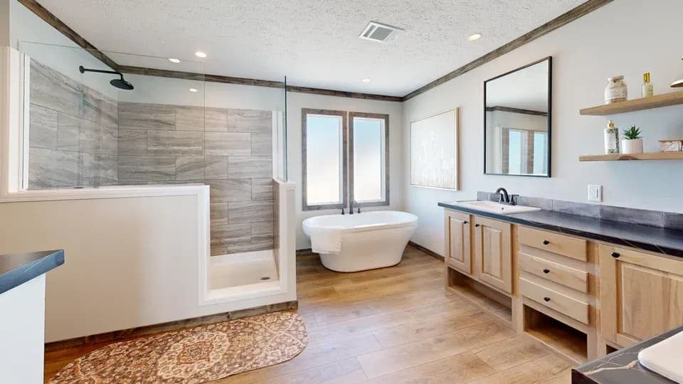 The jackson  home features