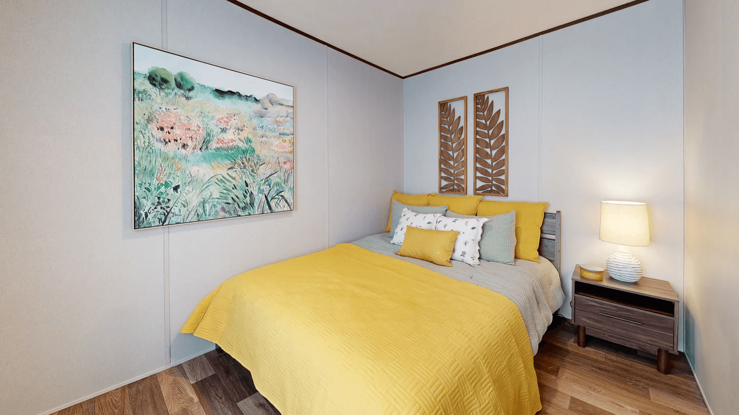 Tru buttercup (mini) (biloxi) bedroom home features