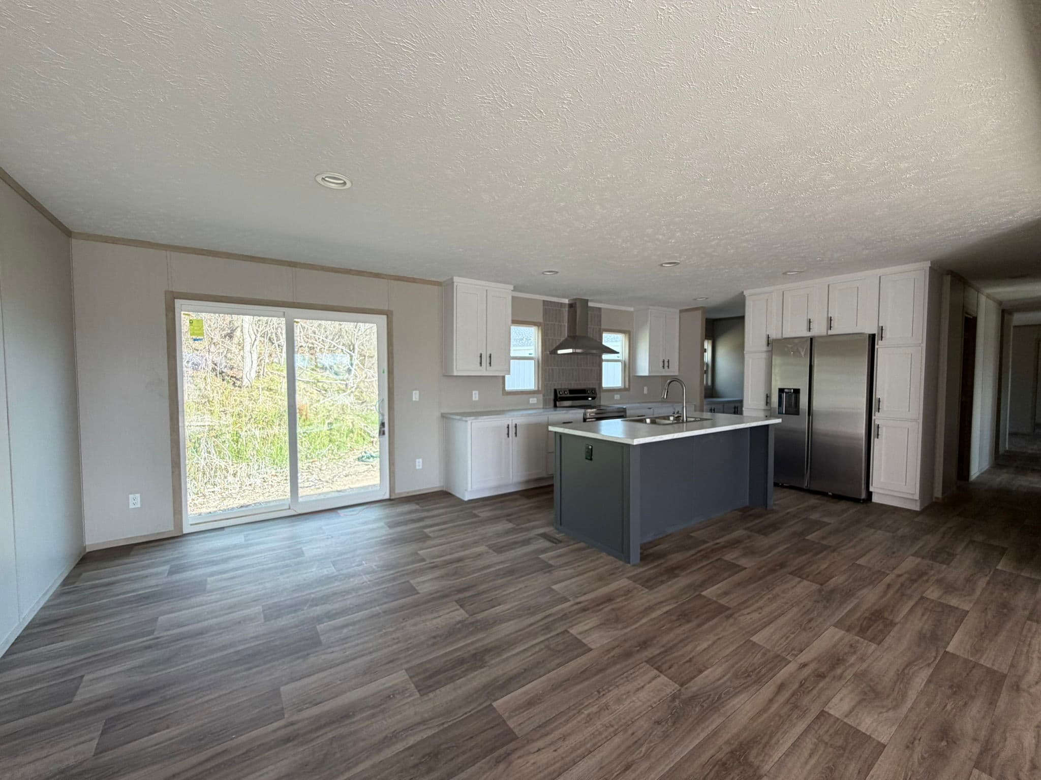 Summit interior home features