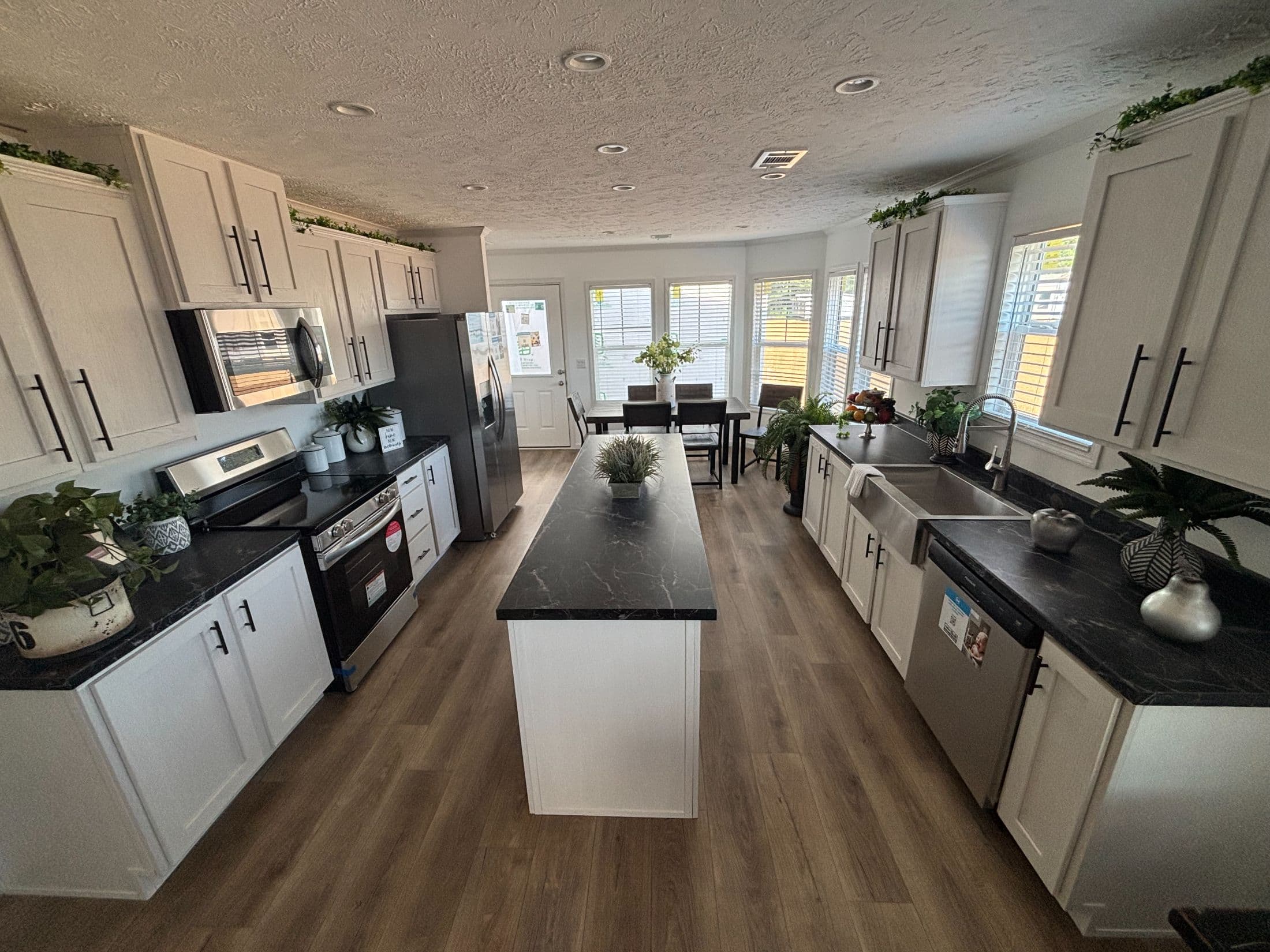 The maverick kitchen and hero home features