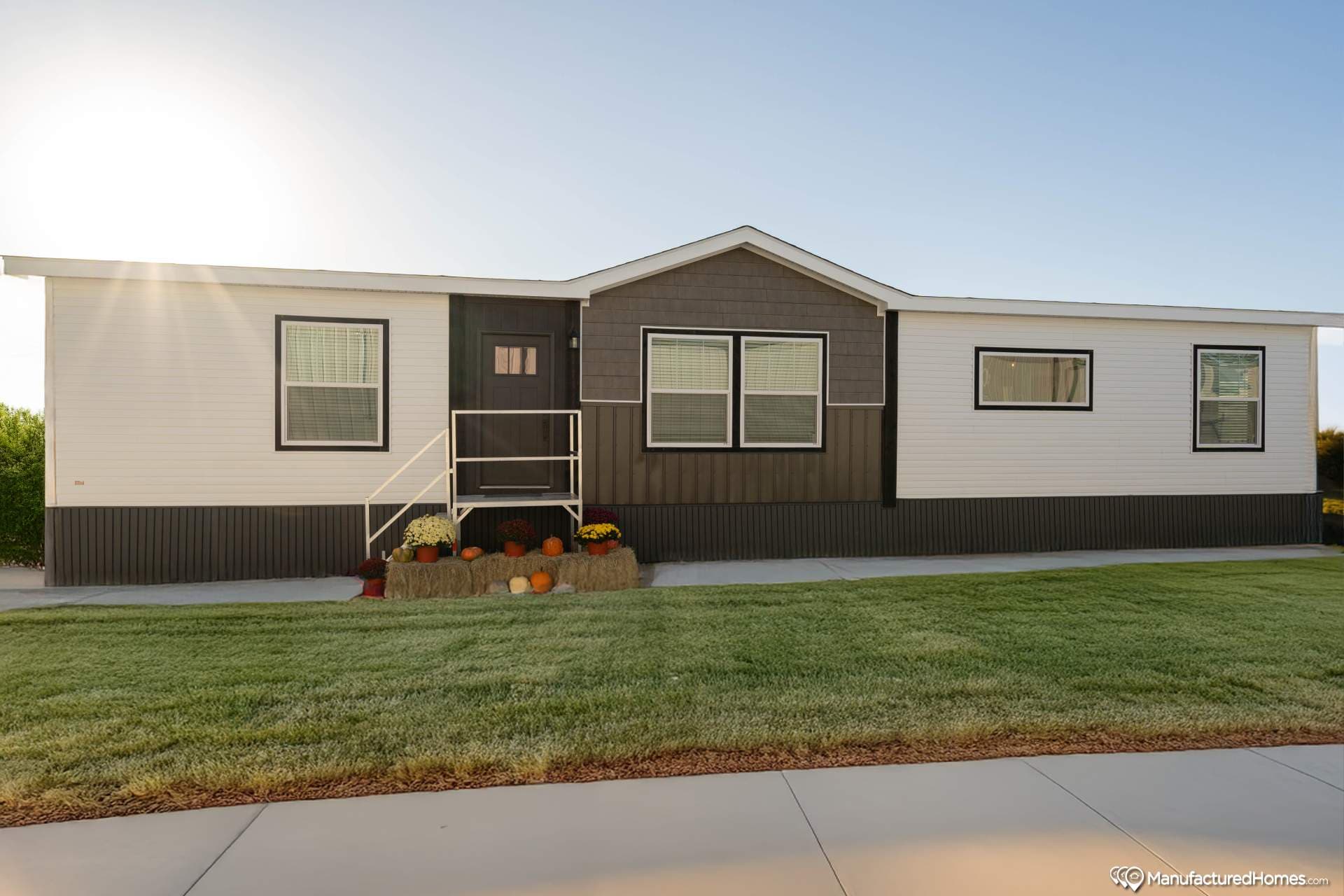 Shades creek elevation and exterior home features