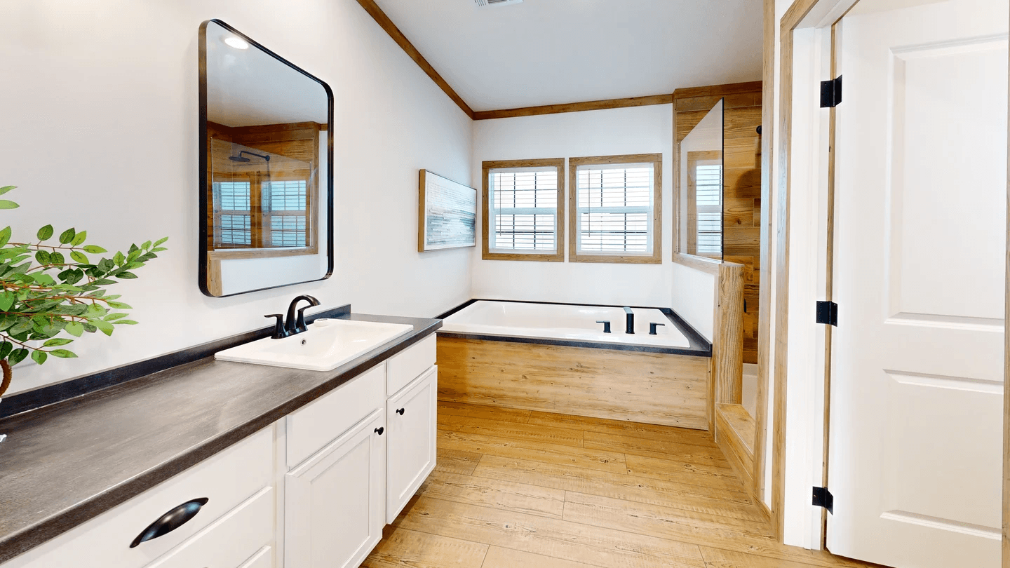 The reed (biloxi) bathroom home features