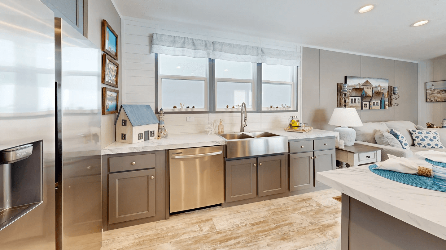 The driftwood (biloxi) kitchen home features