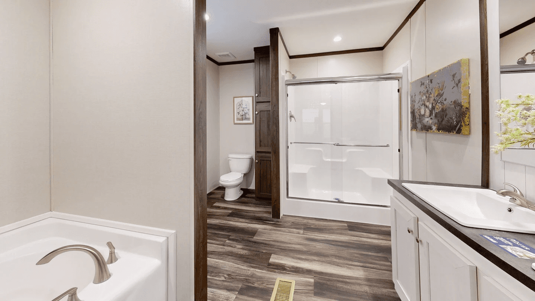 Ambition (biloxi) bathroom home features