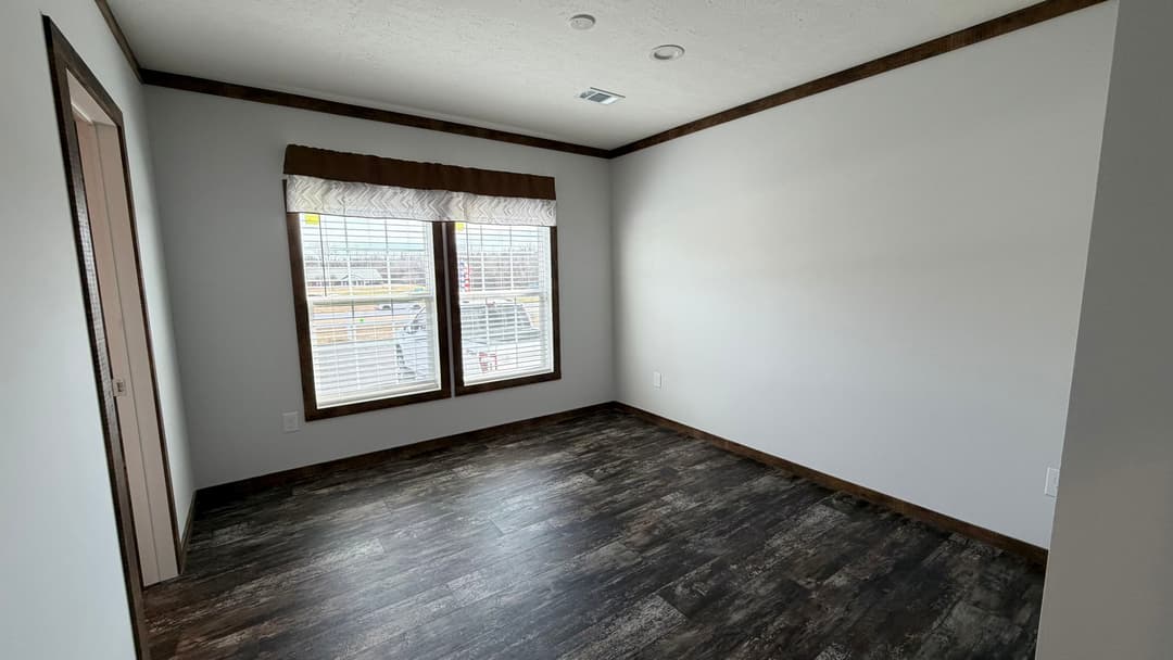 Tyra ii bedroom home features