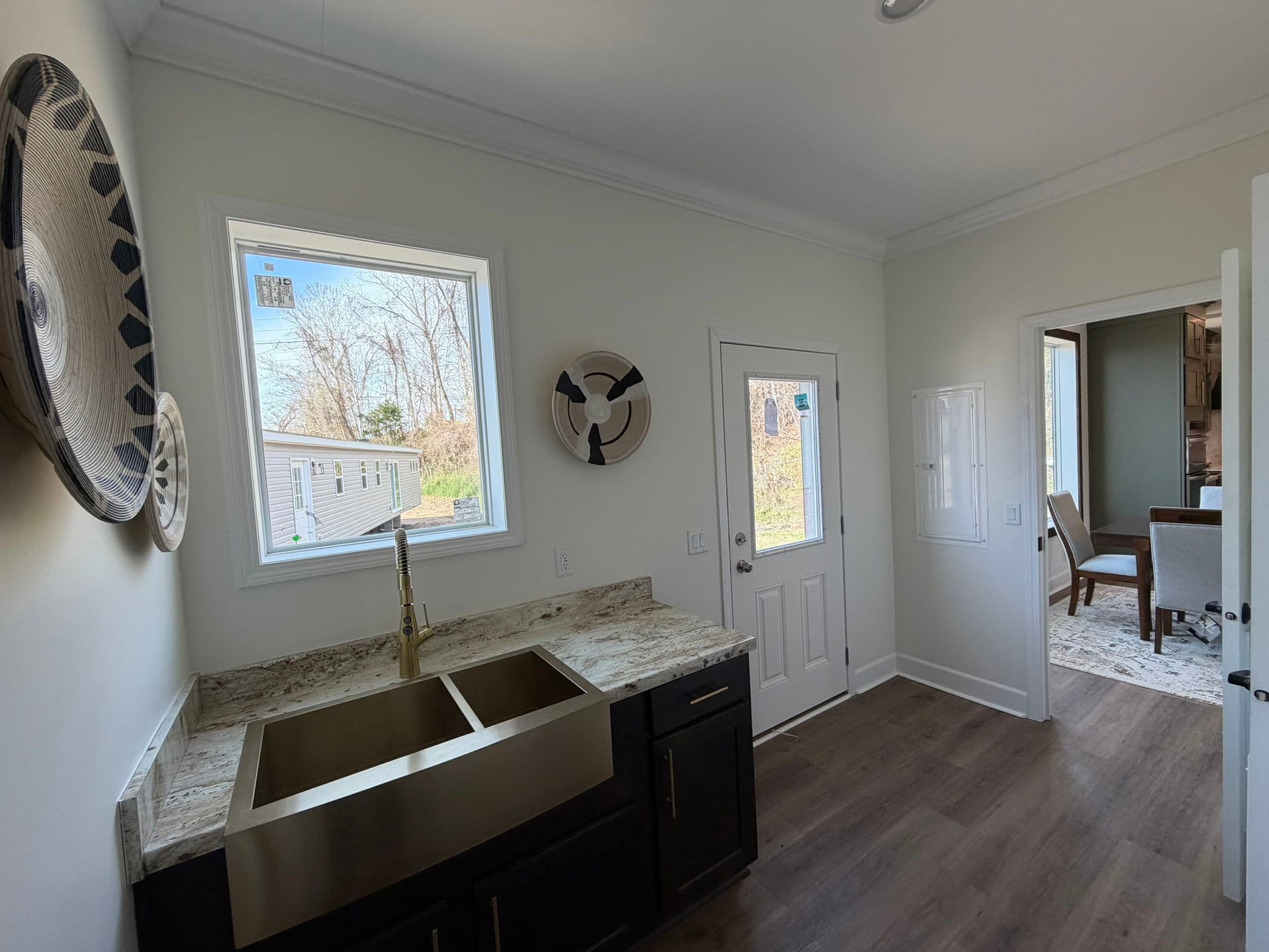 Ponderosa interior home features