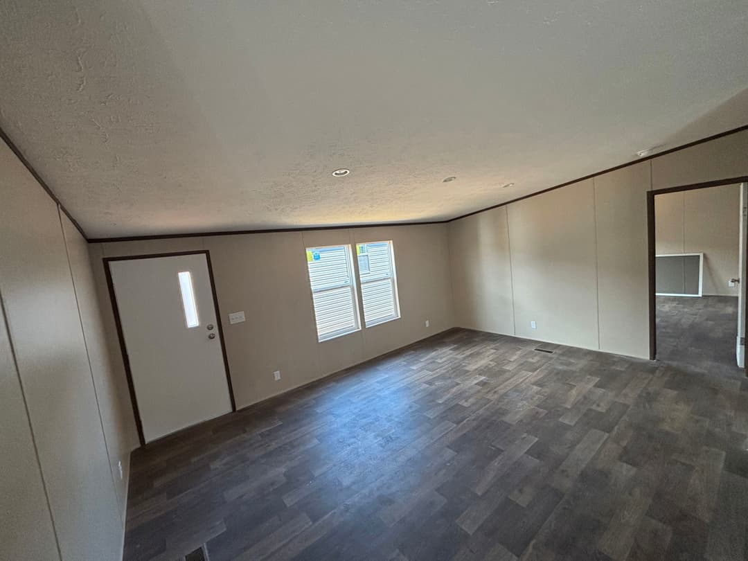 Marvel 4 interior home features