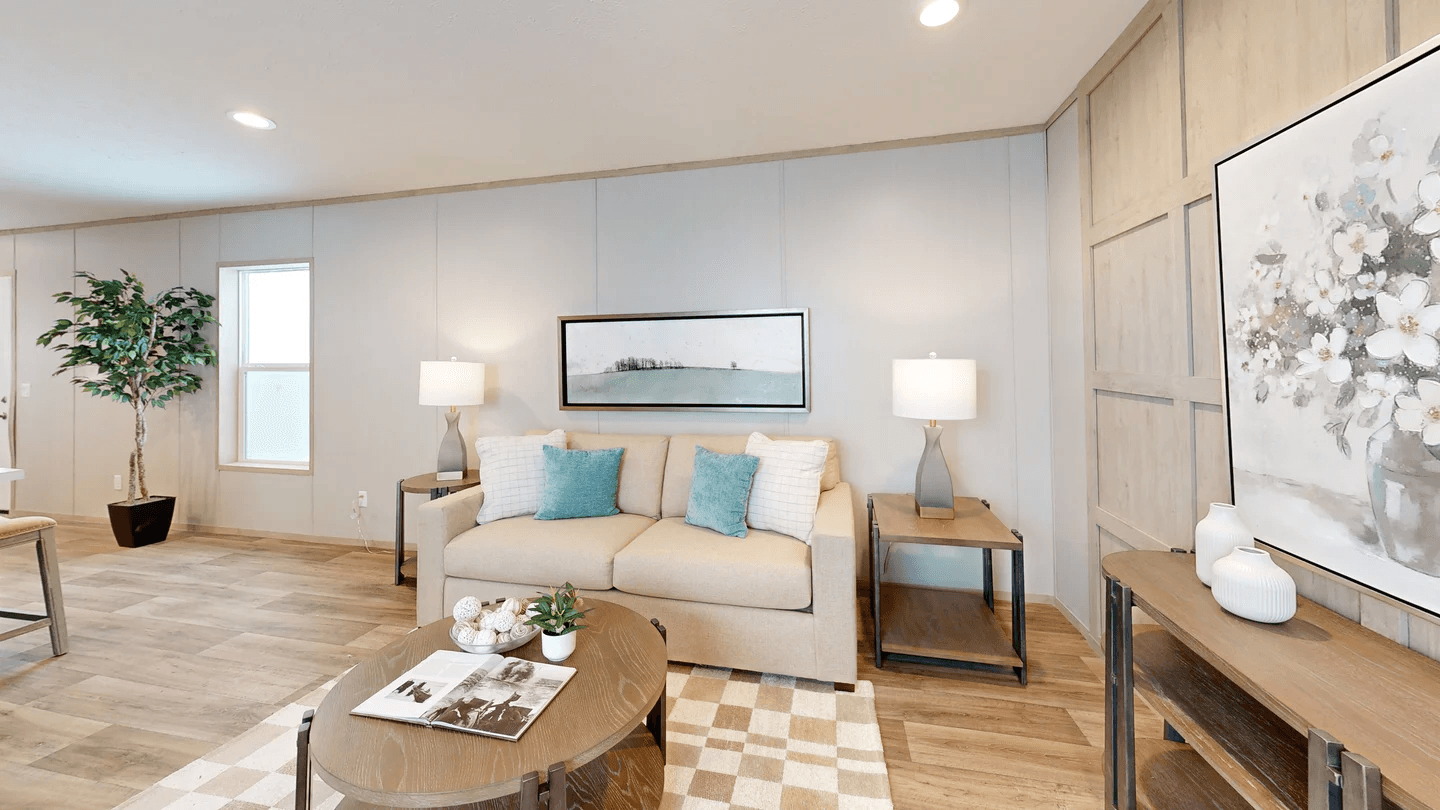 Mariner interior home features