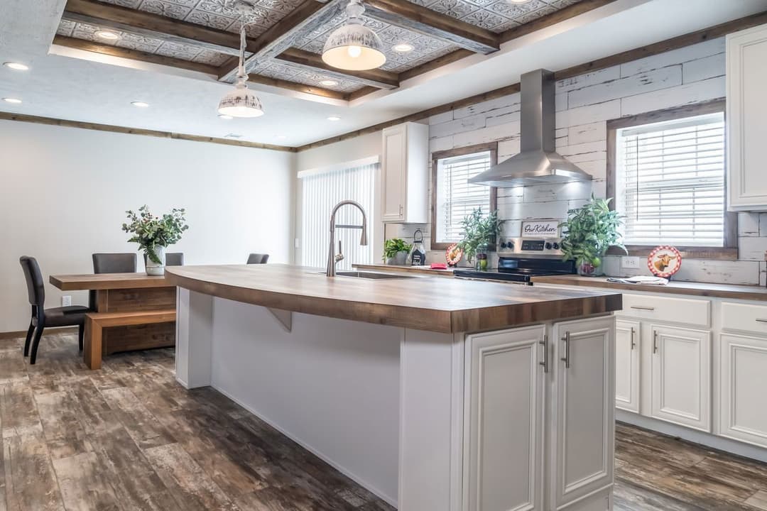 The tyra ii kitchen home features