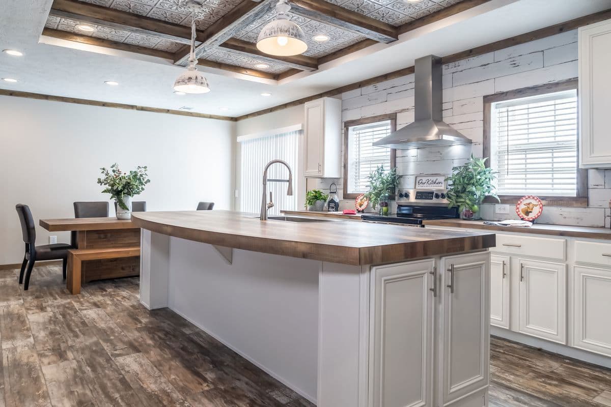 The tyra ii kitchen home features