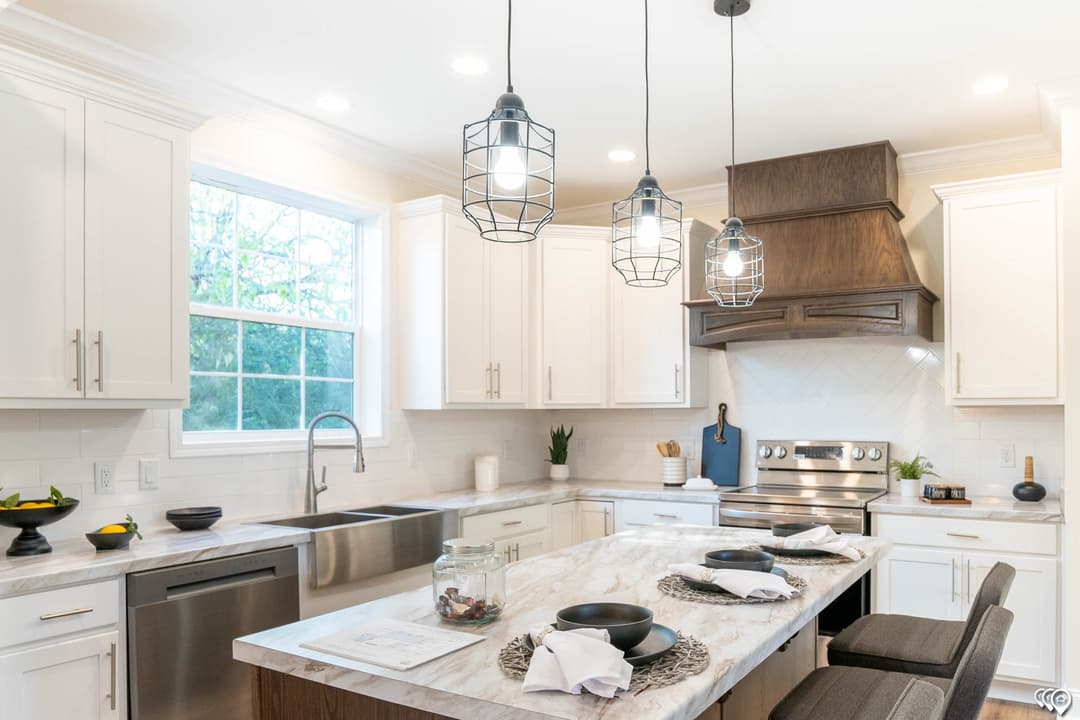 The riverview kitchen home features