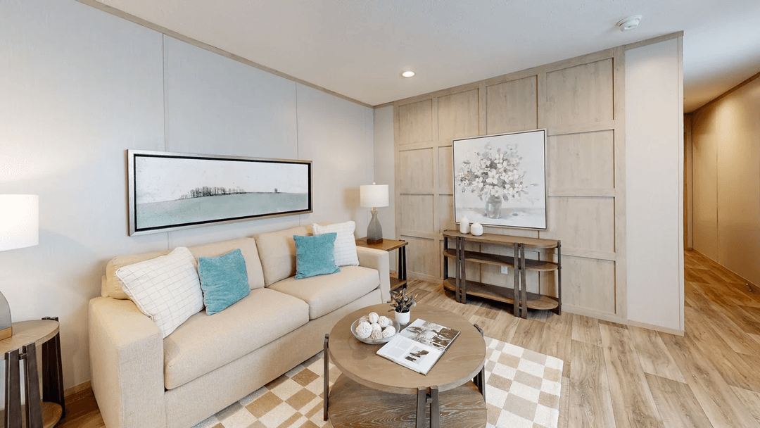 Mariner interior home features