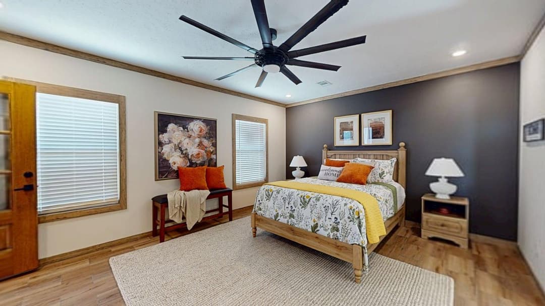 Mountain laurel (biloxi) bedroom home features