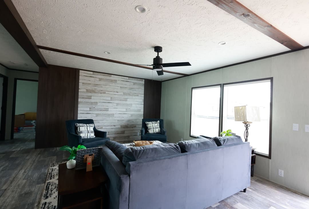 Magnolia interior home features