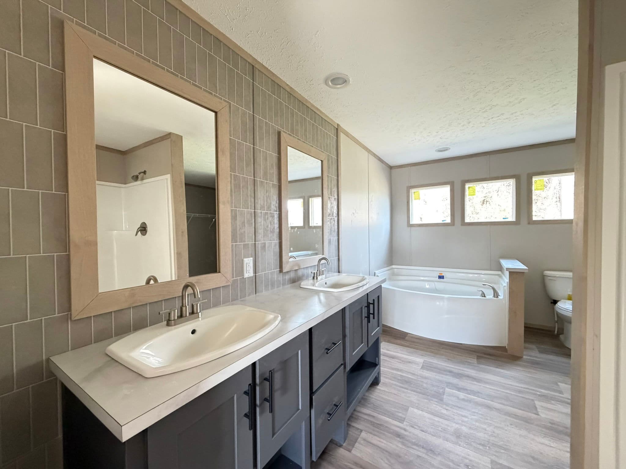 Summit bathroom home features