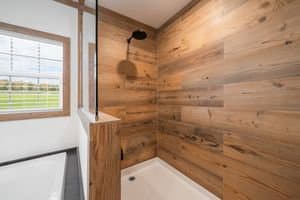 The reed bathroom home features