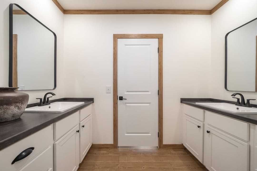 The reed bathroom home features