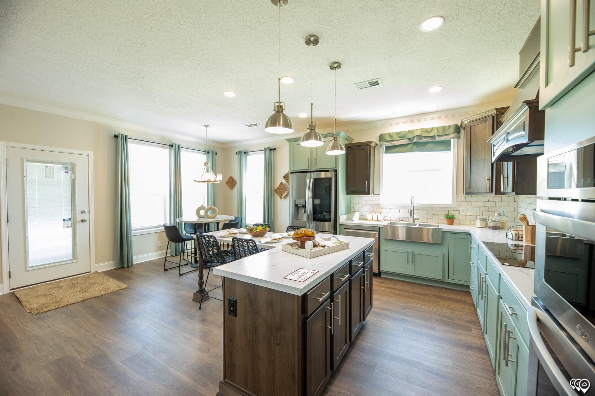 Cedar lake kitchen home features