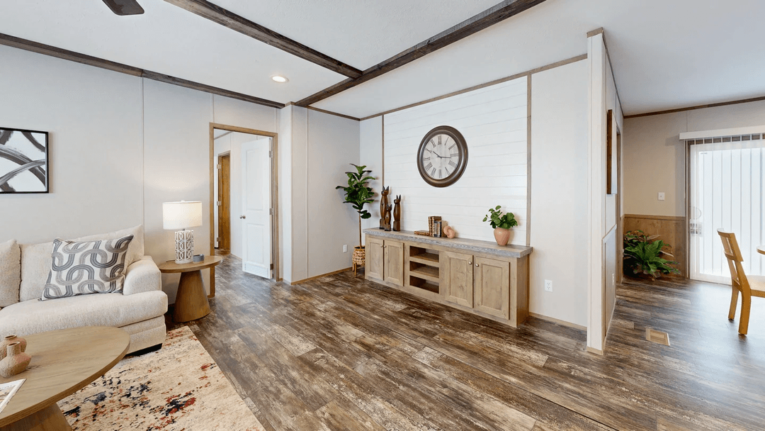 Bella vista interior home features