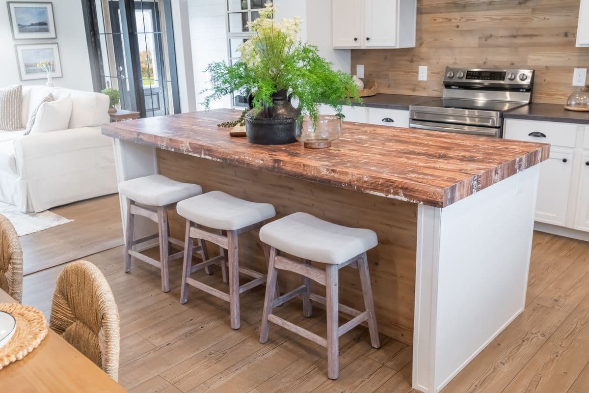 The reed kitchen home features